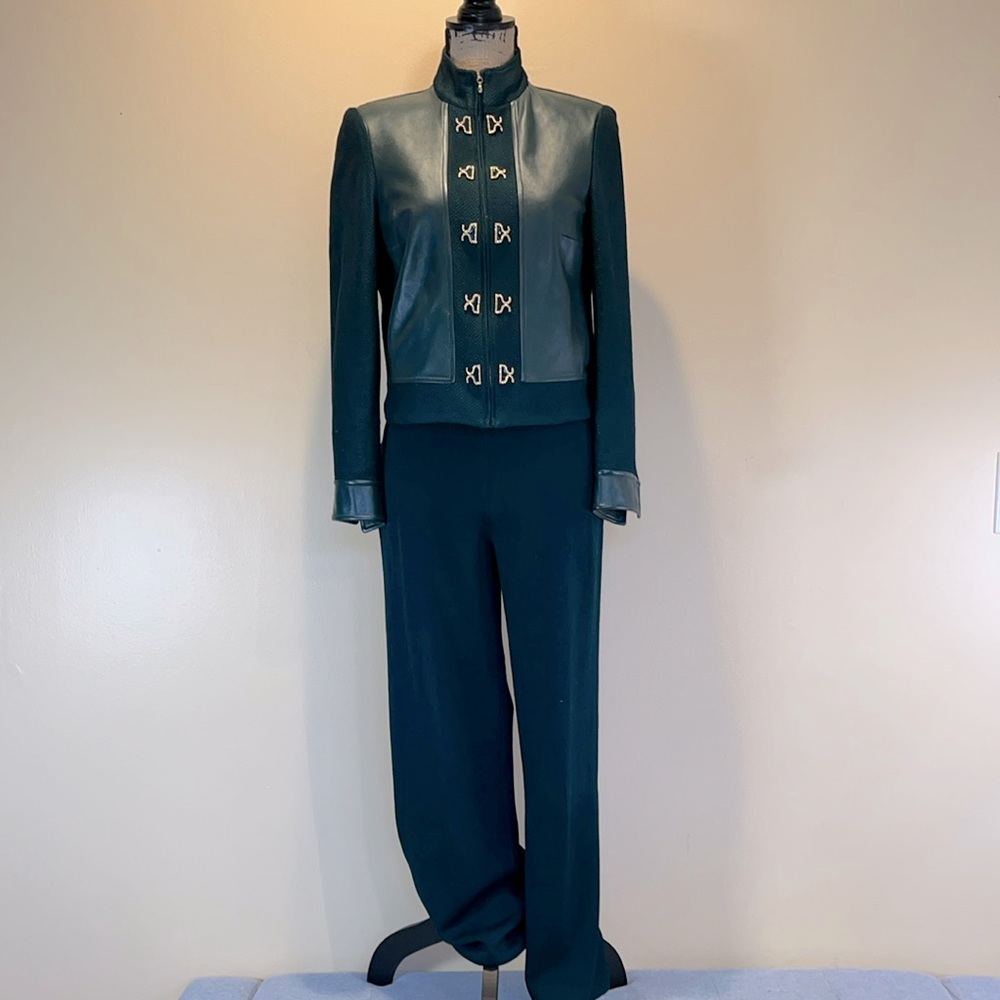 St John Collection Two Pc Santana Knit Leather Jacket and Knit Pants Suit Set